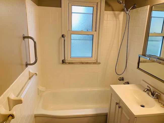 Building Photo - 23292 Williams Ave