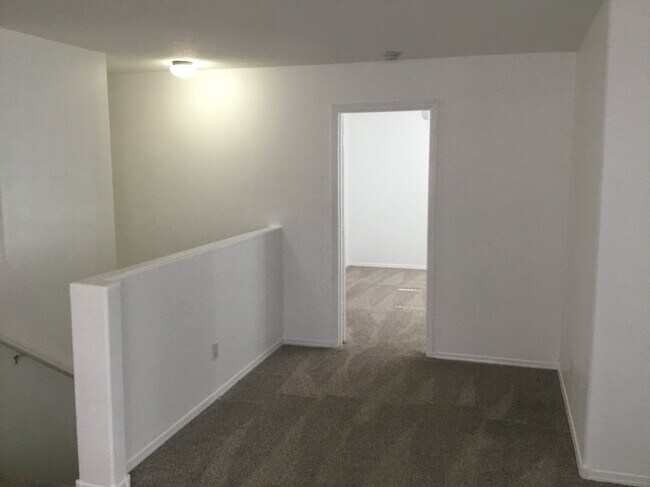 Building Photo - 10852 Arezzo Dr NW