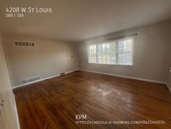 Building Photo - 4208 W St Louis St