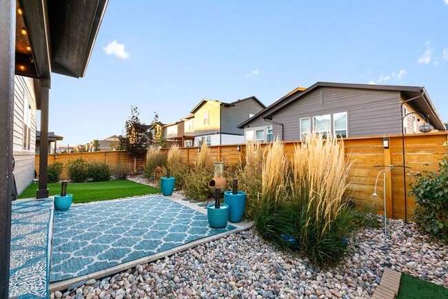 Building Photo - 4 Bedroom, 3 Bathroom 2.8 miles from Old T...