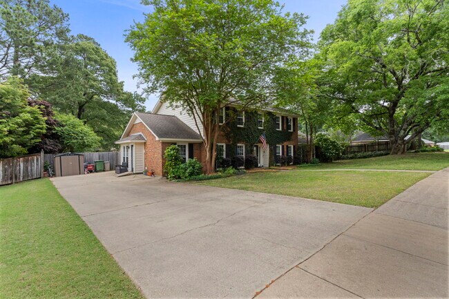 Building Photo - 431 Duckworth Dr