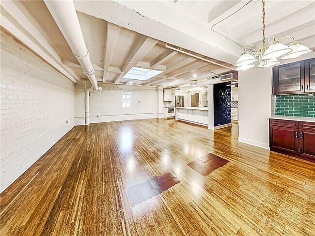 Building Photo - 32 Peachtree St NW