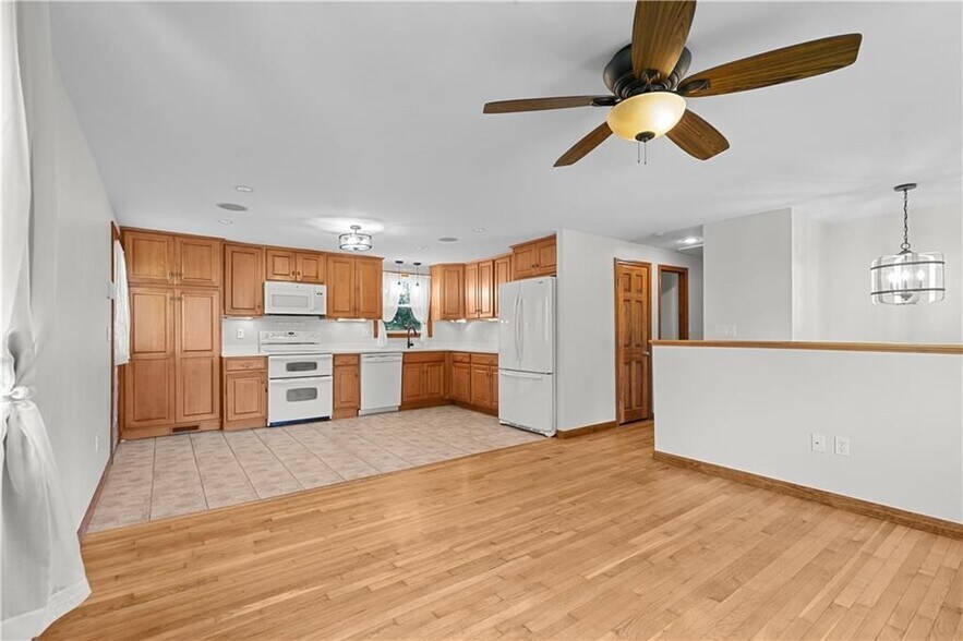 Building Photo - 25 Harris Dr