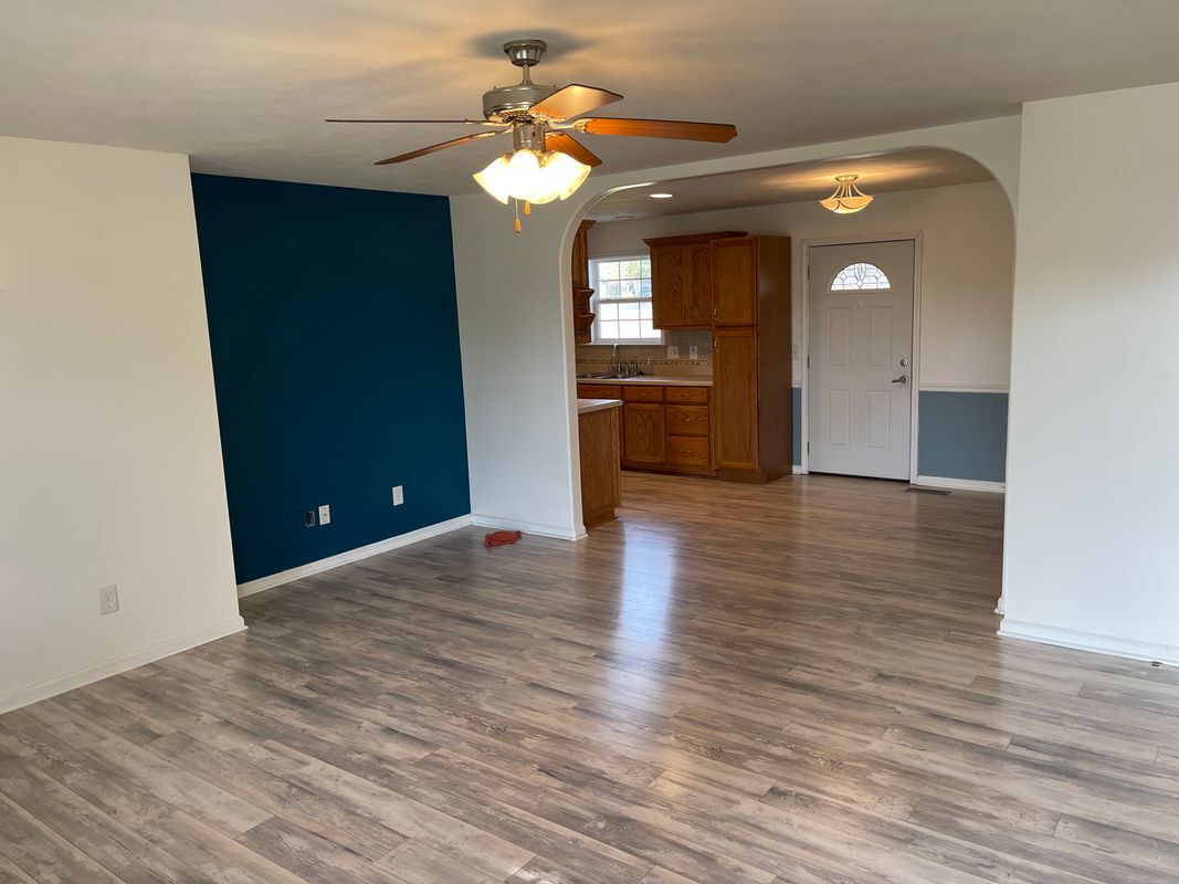 Building Photo - 1610 Robert Rd