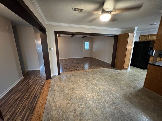 Building Photo - **COMING SOON** in Merrymont subdivision