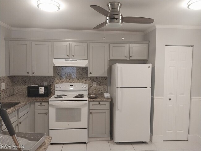 Building Photo - 1357 Churchill Cir