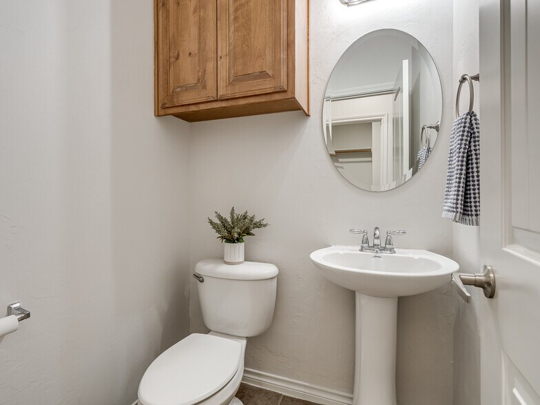 1/2 bath - 20301 Flowered Meadows Way