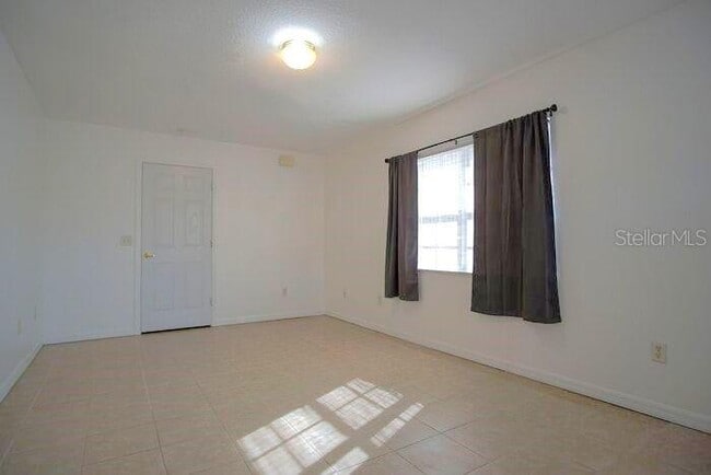 Building Photo - 308 Australian Way