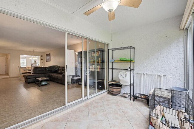 Building Photo - 4483 Longmeadow