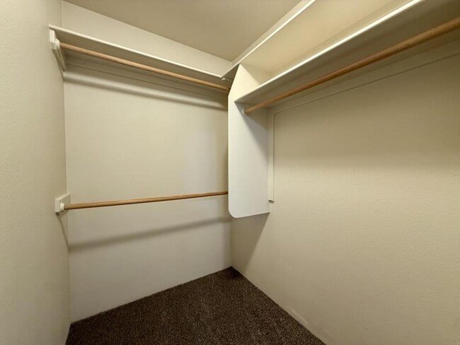 Building Photo - 2149 NW Tara Ln