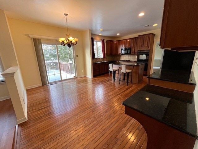 Building Photo - 5842 Tova Cir