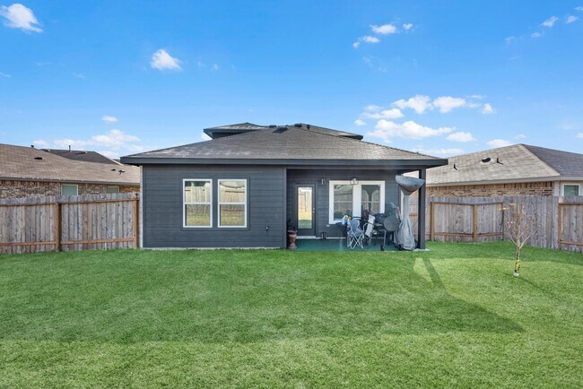 Building Photo - 23815 Desert Brush Ct