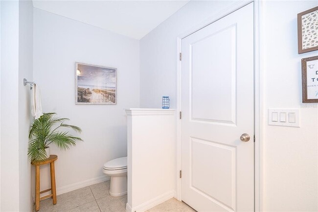 Building Photo - 847 Longboat Dr