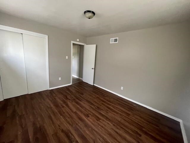 Building Photo - 3021 Carnes Ave