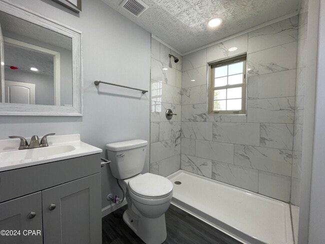 Building Photo - 112 Parker Village Cir