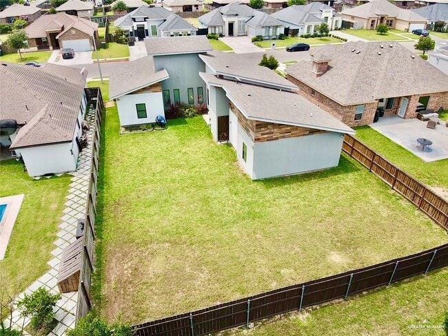 Building Photo - 1505 Garden Ridge Ave