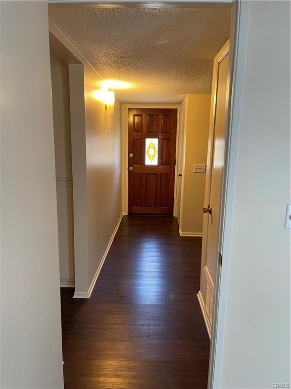 Building Photo - 1553 Albret St