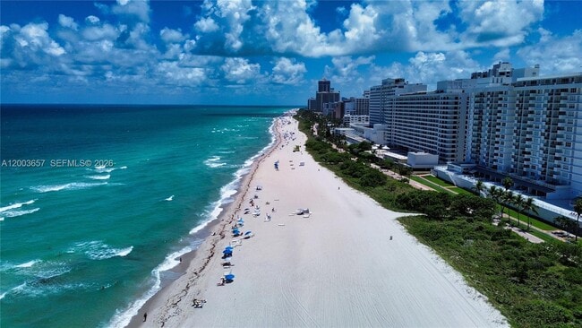 Building Photo - 5701 Collins Ave