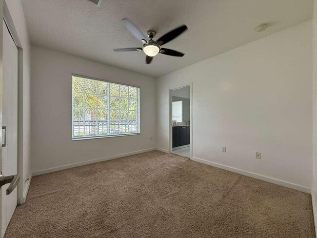 Building Photo - 3563 NW 13th St