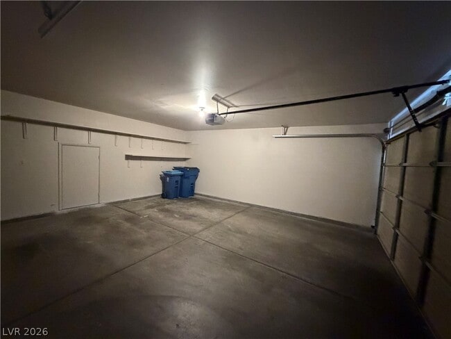 Building Photo - 1020 Allure Dr