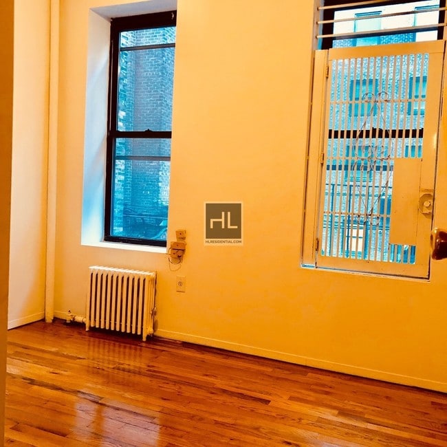 Building Photo - EAST 75 STREET