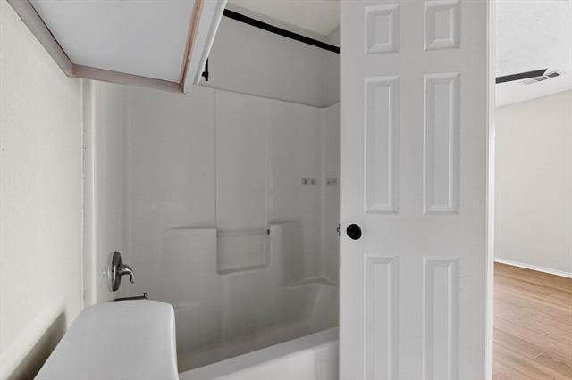 Building Photo - 2864 Hampshire Ln