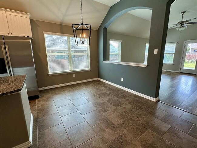 Building Photo - 202 Saffron Springs