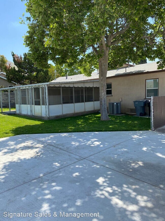 Primary Photo - 2 br, 2 bath House - 22420 Van Buren Street