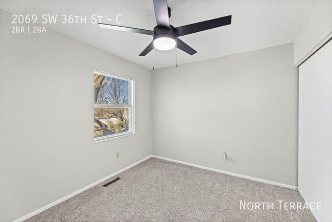 Building Photo - 2069 SW 36th St