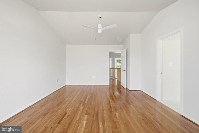 Building Photo - 45805 Marlane Terrace