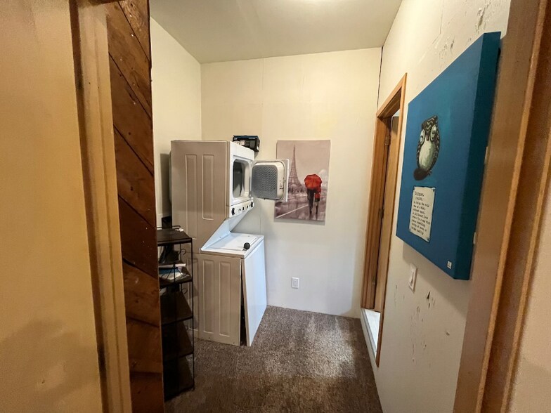 Building Photo - 29410 NE Wilsonville Rd