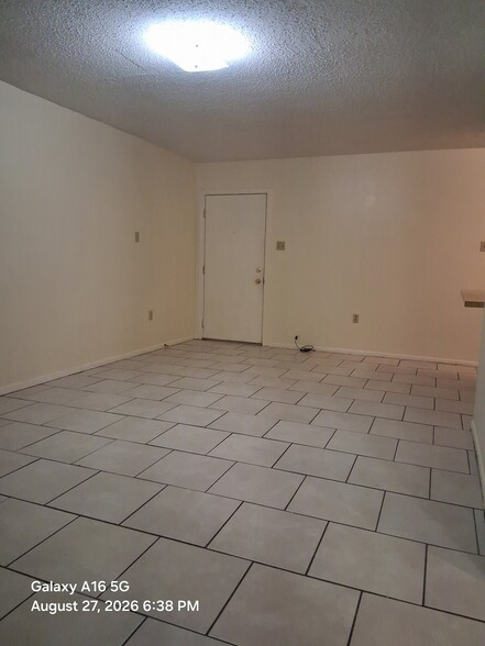 Building Photo - 3139 Addison St