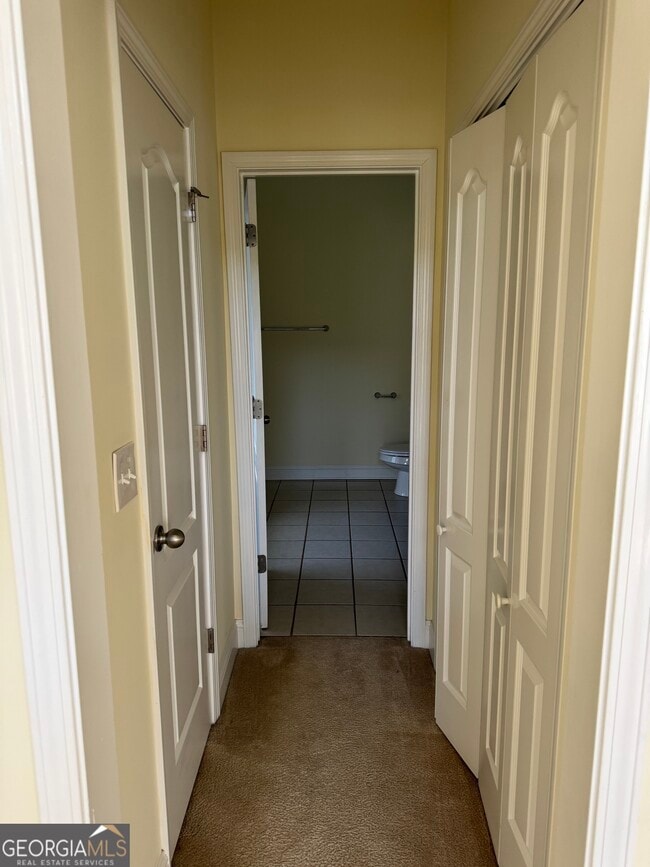 Building Photo - 1040 Willowynd Point