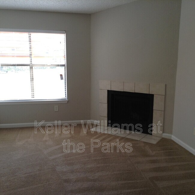 Building Photo - 3716 Idlebrook Cir