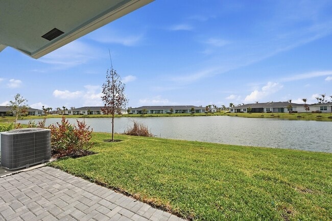 Building Photo - 3765 Harborside Ave