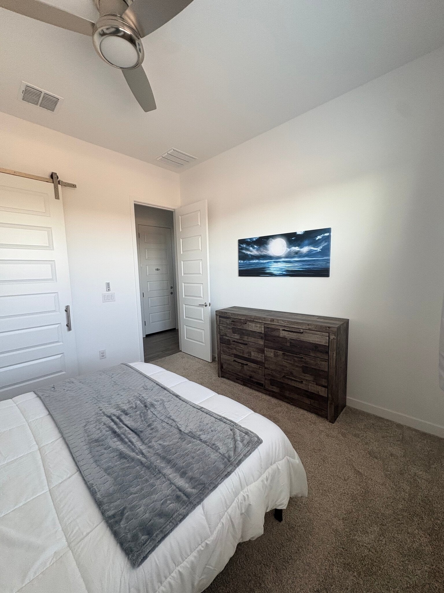 Building Photo - 456 S Jacana Ln