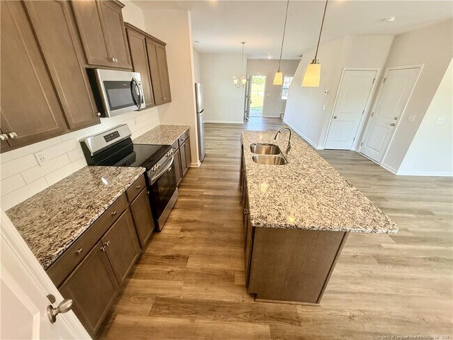 Building Photo - 4736 Mastercraft Ct