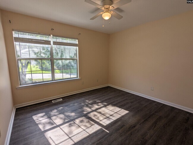Building Photo - 112 Glen Eagle Cir