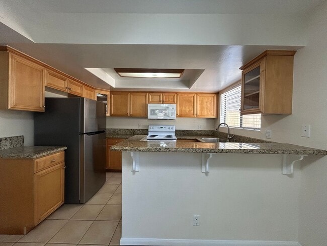 Building Photo - Alpine Glen Place