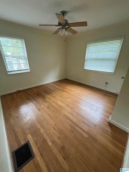 Building Photo - 308 Rosewood St