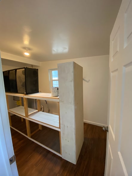 Building Photo - 714 West 19th Street
