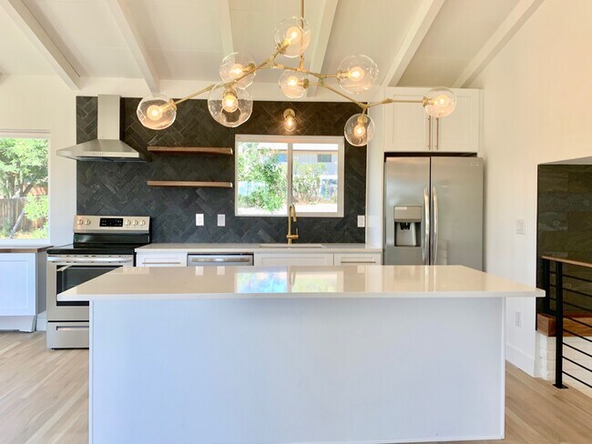 Building Photo - 3365 Ward Rd