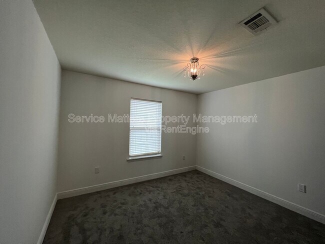 Building Photo - 6175 Chester Dr