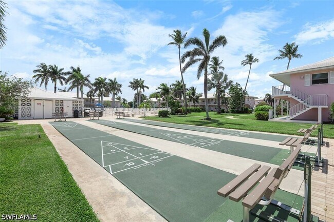 Building Photo - 190 N Collier Blvd