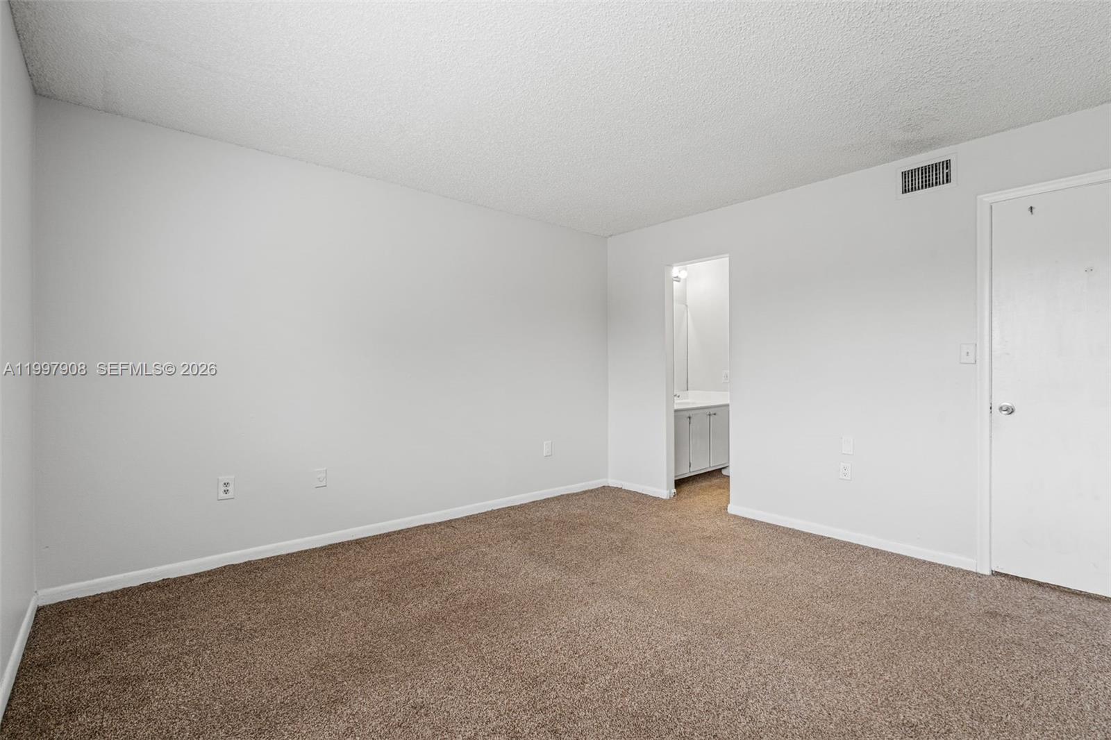 Building Photo - 319 NW 109th Ave