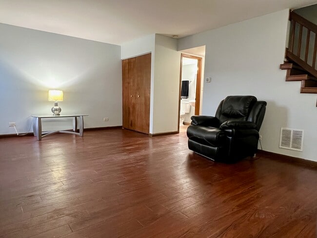 Building Photo - 2611 E Martha Pl