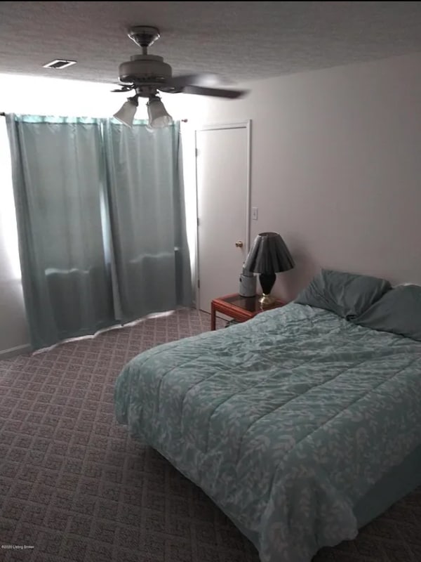 Building Photo - 143 Wiltshire Ave