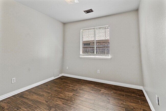 Building Photo - 9130 Reagan Meadow Ct