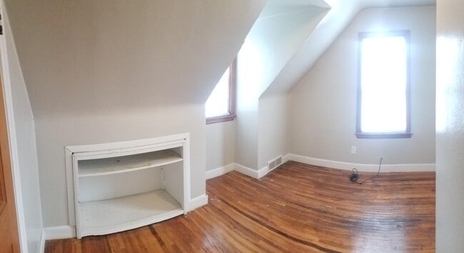 Building Photo - 1429 Baltimore St