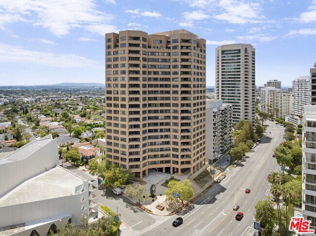 Building Photo - 10430 Wilshire Blvd